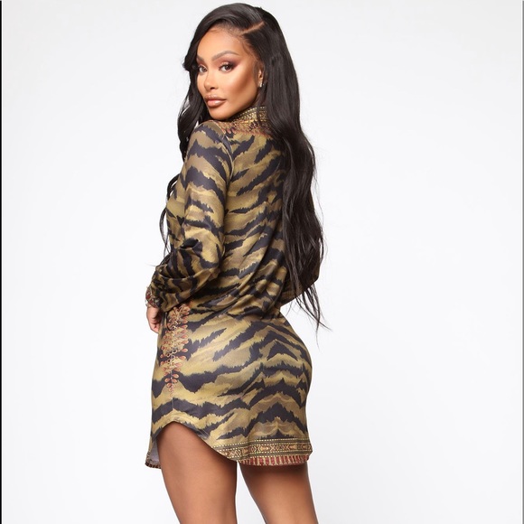♻️FASHION NOVA VERY SEXY WILD DAY DIVA MINI DRESS - Picture 6 of 11